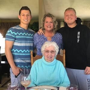 Meet your Posher, Mark